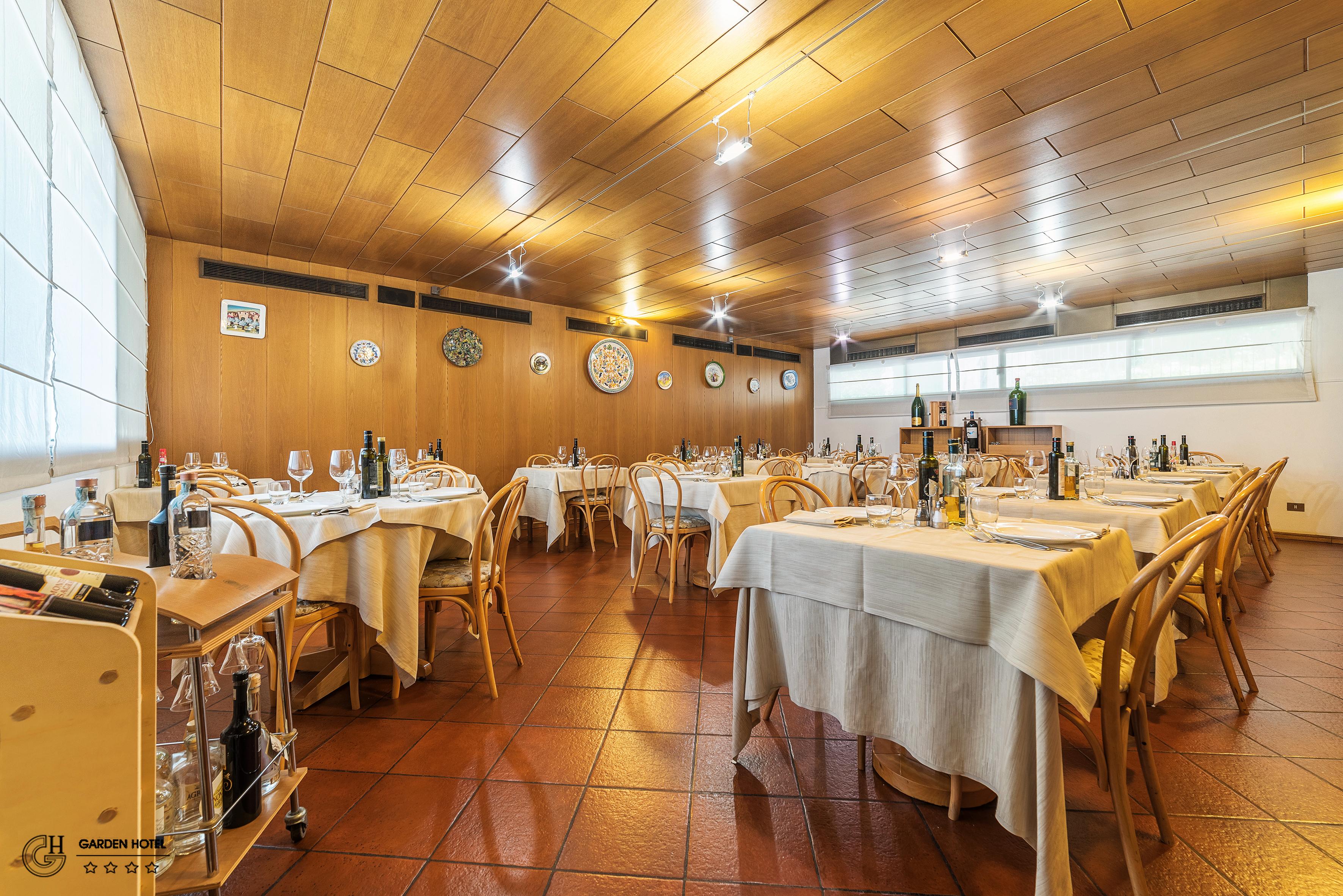 Hotel Garden Terni Luaran gambar