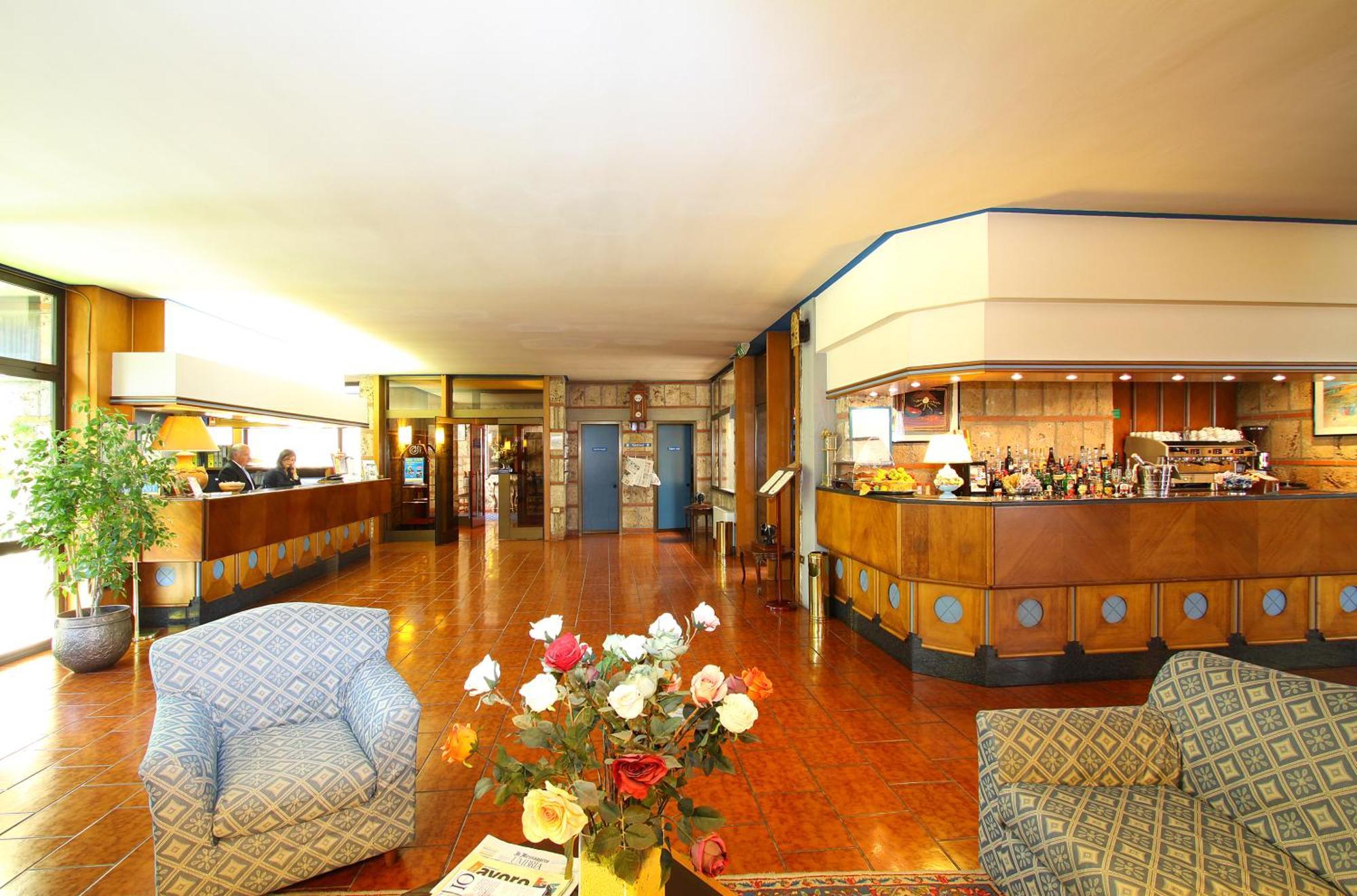 Hotel Garden Terni Luaran gambar