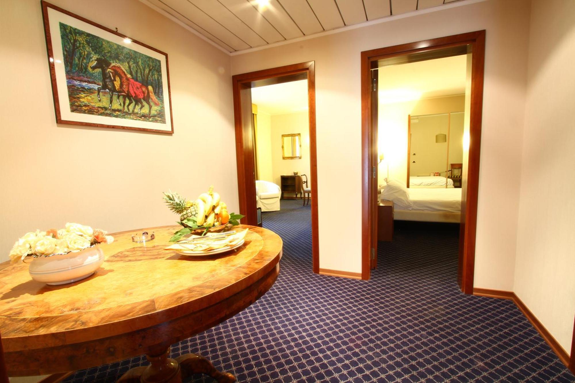 Hotel Garden Terni Luaran gambar